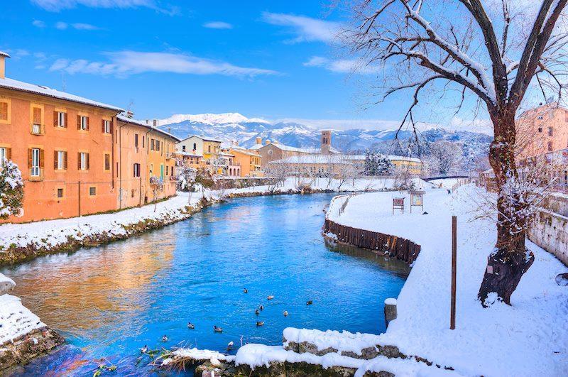 L'Angelo Pellegrino Miniappartamenti รีเอติ ภายนอก รูปภาพ